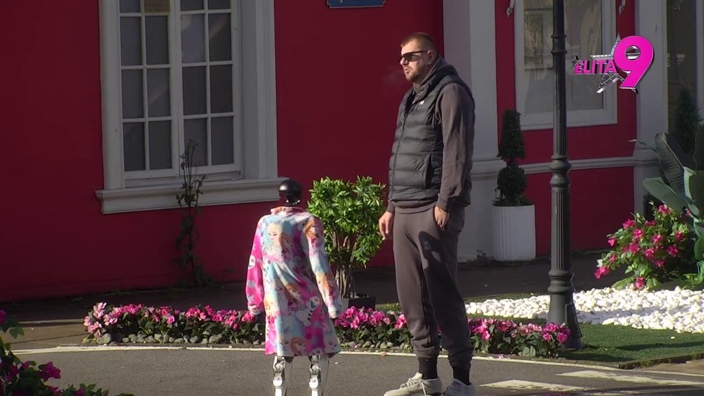 Janjuš se žalio Toši da mu Kačavenda PRAVI ROGOVE, a onda pohvalio OVU UČESNICU: Ima dobre grudi! (VIDEO)