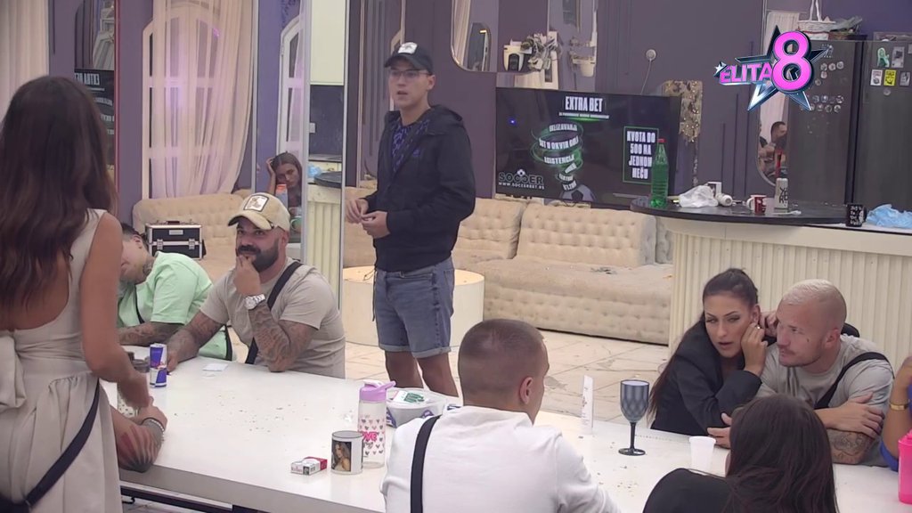 Neću devojku koja po svaku cenu želi da bude poznata: Završni udarac Jovana Pejića, za sva vremena odjavio Enu! (VIDEO)