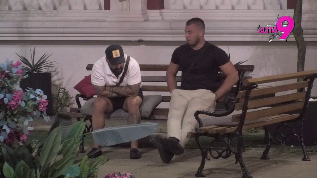 MOŽEMO JEDNO DRUGO DA UKANALIMO TAJNAMA: Viktor otvorio dušu pa se posavetovao kod Luke, ne prelazi preko Mininih laži!(VIDEO)