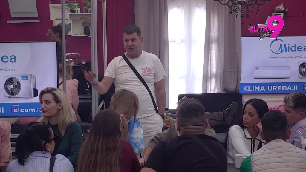Urnebesno: Sara nakon pomirenja s Ivanom priznala da joj se Anđelo više sviđa! (VIDEO)