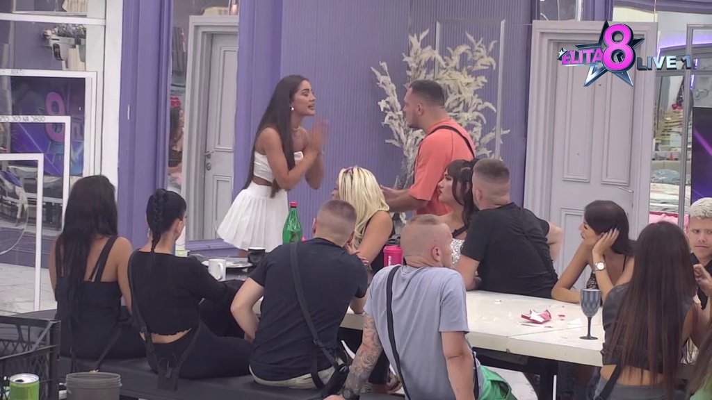 NERVNI SLOM ANĐELE ĐURIČIĆ: Sofija je demolirala uvredama, Gastoz pomenuo Karića i doveo je do totalnog PUCANJA! (VIDEO)