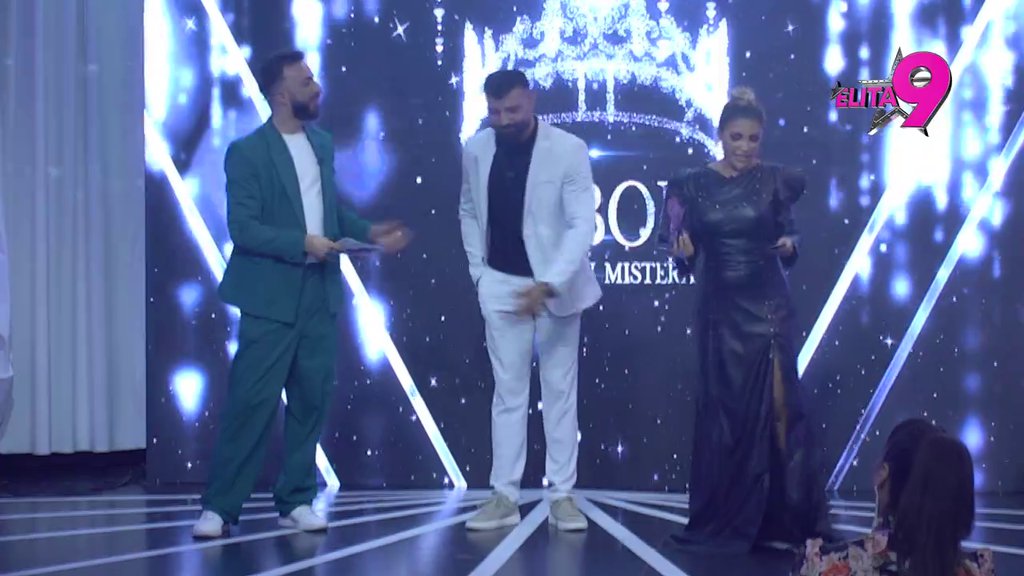 Devojkama nije lako! Muškarci u elegantnim izdanjima pokazali kakvi su šmekeri! (VIDEO)