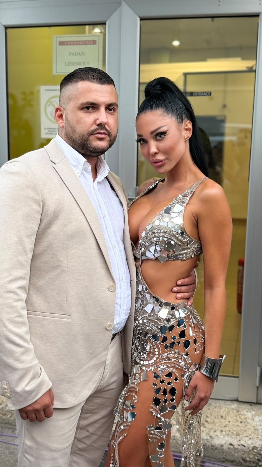 Goreće studio! Maja i Asmin večeras zajedno u Narod pita odgovaraju na vaša pitanja!