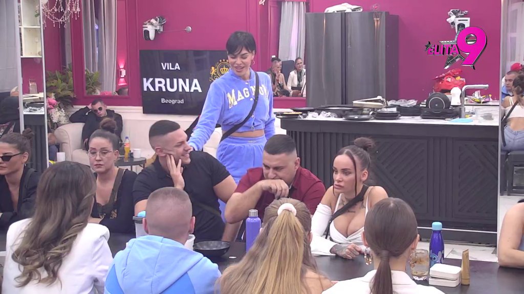 Kačavendi pukao film: Terza pokušao da joj se dodvori, ona ga odjavila za sva vremena (VIDEO)