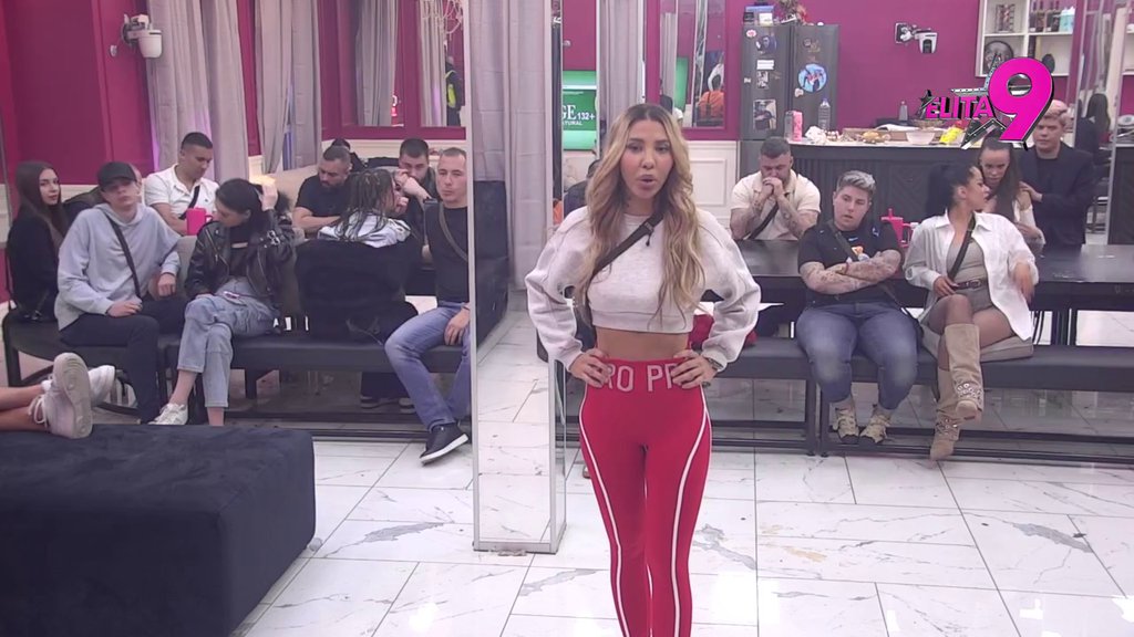 Je l' znaju oni šta je incest majka?! Aneli dala svoj sud o sukobu Kačavende i Asmina, Maja nikad žešće udarila po Durdžiću (VIDEO)