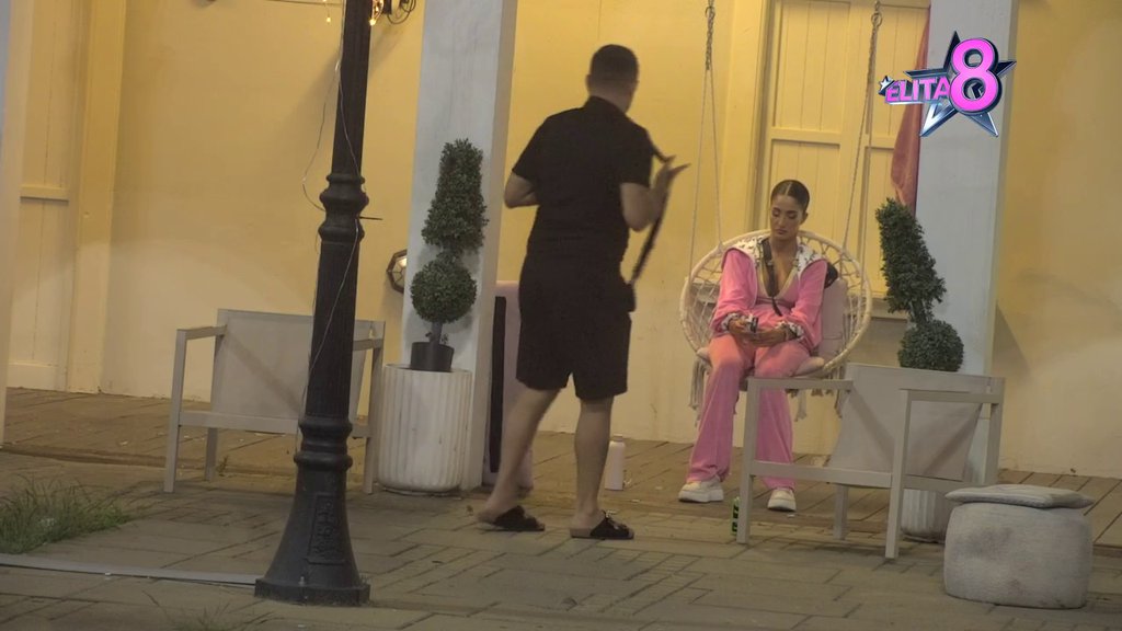 PONIŽENJE ANĐELE ĐURIČIĆ KAKVO SE NE PAMTI! Gastoz dokazao da ga ne zanima, oduvao je bez izgovorene reči! (VIDEO)
