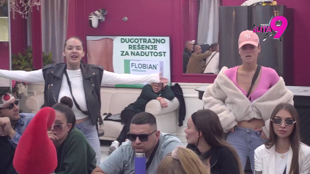Što se nisi sklonila s bine? Luku nije zanimalo što je veren kad mu je Sara mešala kukovima, a sad je krivi (VIDEO)