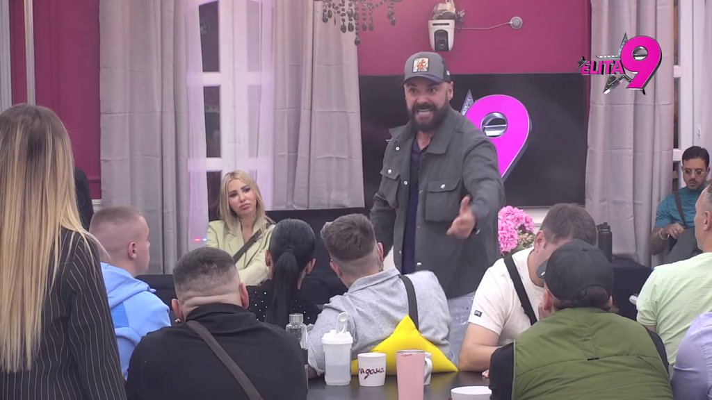 Neću više da ćutim: Aneli poručila adminki da zna šta da radi, Luka podivljao! (VIDEO)