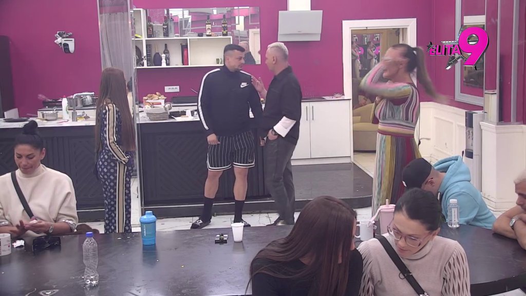 Gledaću ga ja kad izađem, nek se vrati da ga ja... Terza PRESPOJIO ŽICE kad je čuo da je Milan Stojičković otkrio da ga je Sofija TAJNO POSMATRALA! (VIDEO)