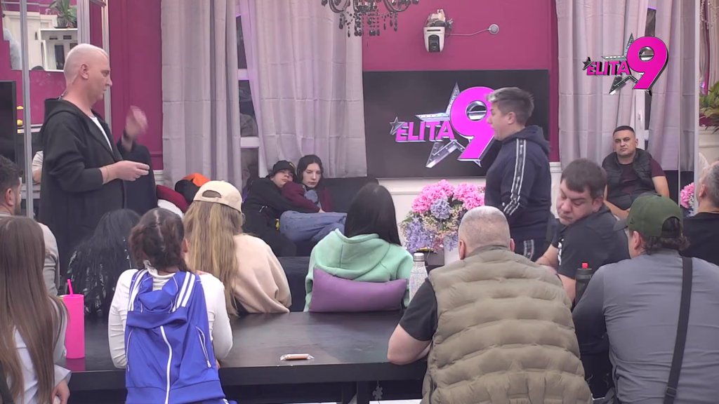 ONA IMA ODSUSTVO BLAMA: Matora argumentima rastavila Teodoru Delić na činioce: Uživa u tome da ponižava Bebicu (VIDEO)