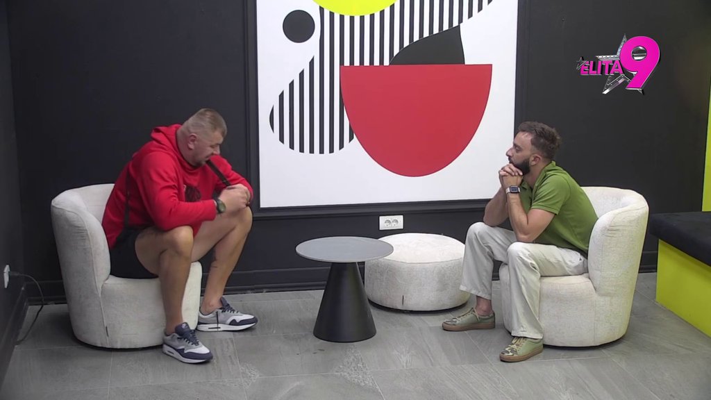 ONA NEMA DVA GRAMA MOZGA: Janjuš se zgrožava na Kačavendu, pa se frapirao Asminovim i Stanijinim odnosom, zakucao Anitu za mesto! (VIDEO)
