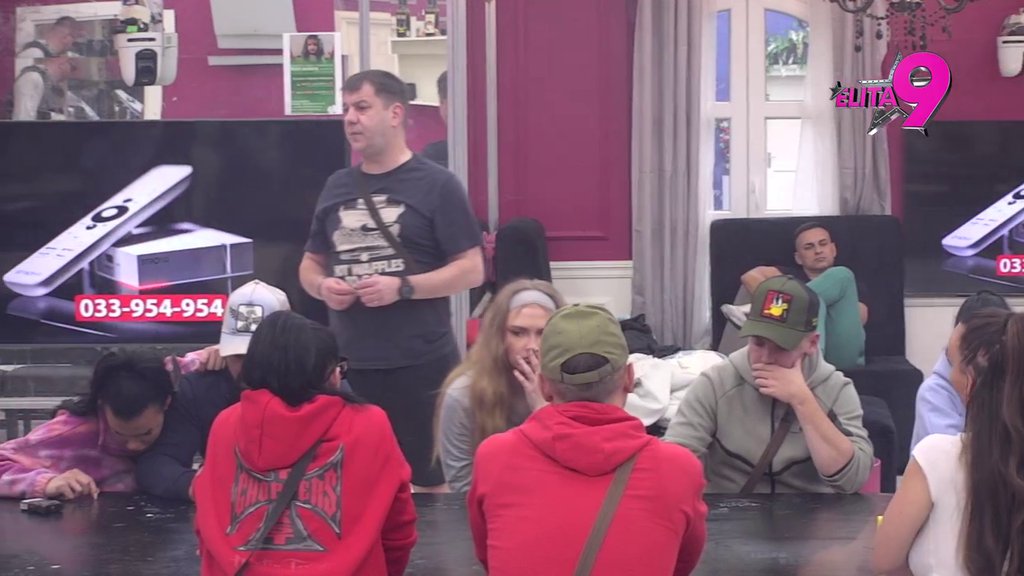 RASKRINKAVANJE ZA CRNIM STOLOM! Ivan sasuo Staniji u lice: Tebi je Maja problem, a to si i pokazala (VIDEO)