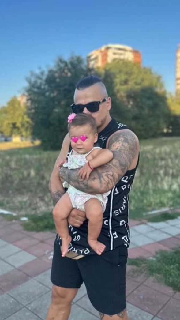 Terza posle godinu dana konačno uzeo ćerku Barbaru u ruke! Oglasio se za Pink.rs, otkrio detalje susreta i dogovora s Milicom: Neću da me prozivaju kao Asmina