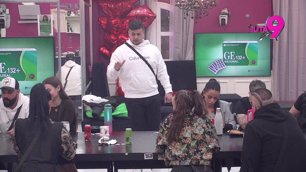 Stigao sud Bore Terze! Urnisao Bebicu, Anđelo hoće da se iskobelja: Ako se oni spajaju, ne mogu ih razdvajati (VIDEO)