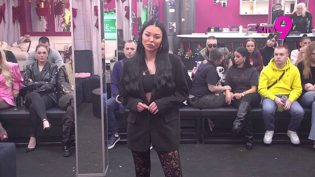 On se kladi s Janjušem, pa šta sam ja, limenka?! Maja progovorila o Filipovom povlačenju u sebe, pa priznala: On da je to hteo, on bi razgovarao sa mnom (VIDEO)