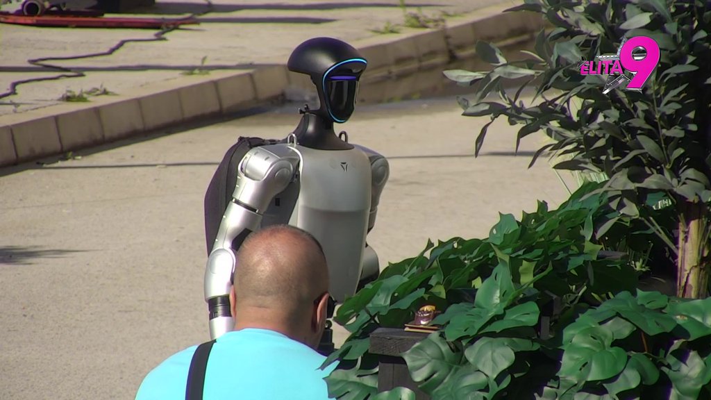 STAVIO SVE KARTE NA STO: Bora Santana otvorio dušu Toši, progovorio o svađi sa Anastasijom! (VIDEO)