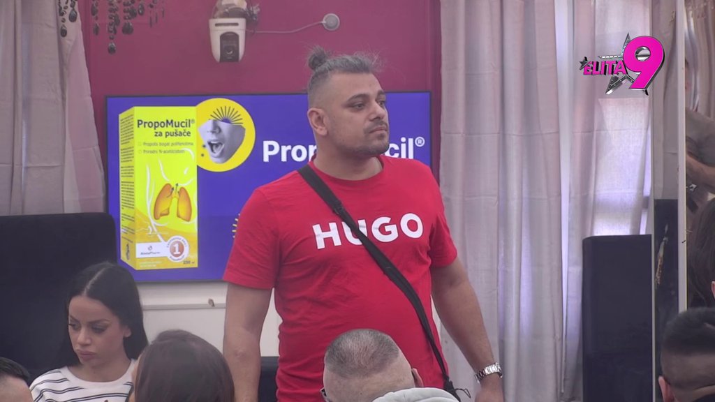 ISKOČILE JOJ ŽILE NA VRATU! Anastasija urla preko stola na Boru, sve živce izgubila! (VIDEO)