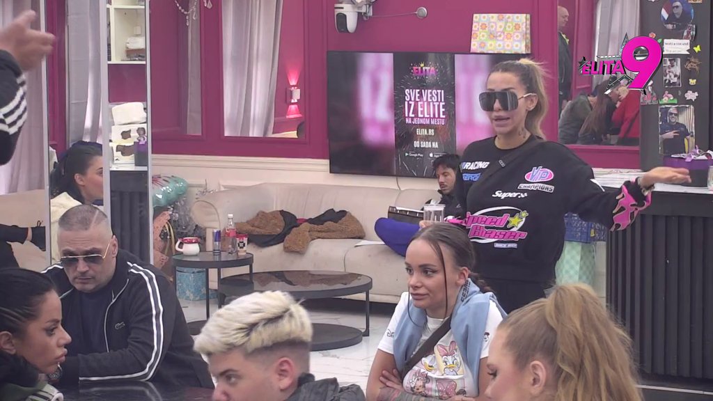 Ne može da pređe preko ovoga! Aneli se suočila sa Janjušem, vidno povređena i razočarana u njega: Od kako je Stanija ušla ... (VIDEO)