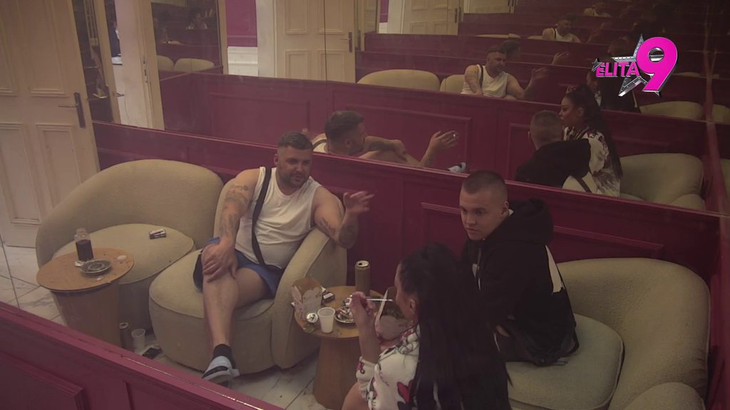 Nekrunisani kralj poniženja! Asmin pokušao preko Dače da dokaže Maji da ga samo ona zanima, ali bezuspešno (VIDEO)