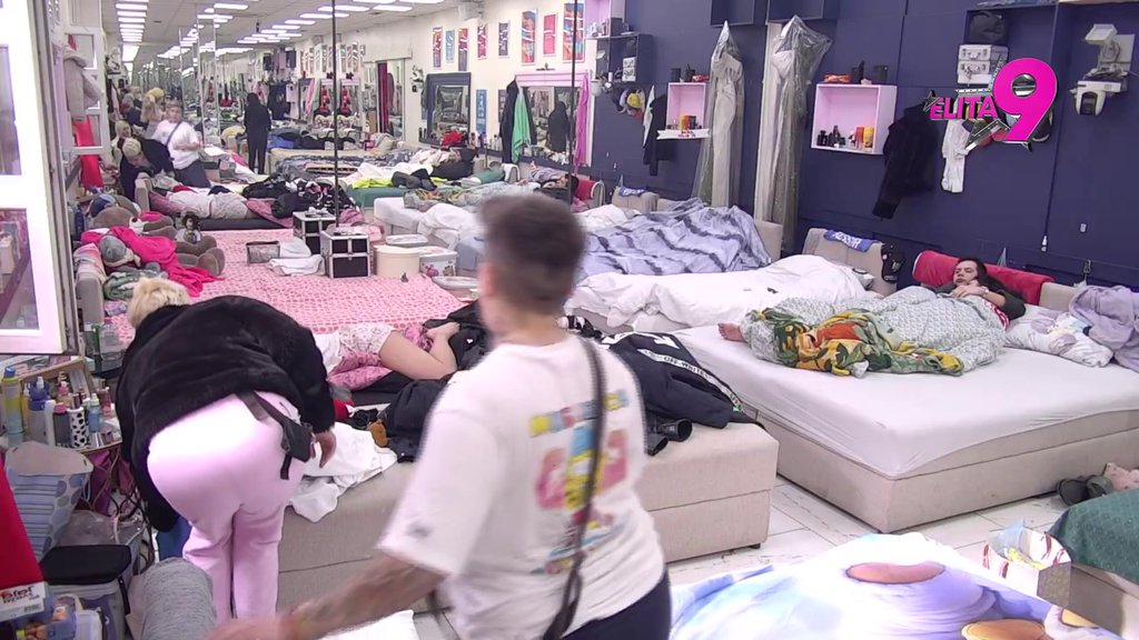 ANASTASIJA SUMNJA U BORU?! Matora tvrdi da je Brčićeva na Uroša gledala kao KONKURENCIJU! ŠOK I NEVERICA! (VIDEO)