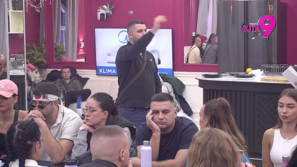 KO GUBI IMA PRAVO DA SE LJUTI! Asmin podivljao jer je popio PEDALU od Maje, Dača najavio rat: Ako ja progovorim... (VIDEO)