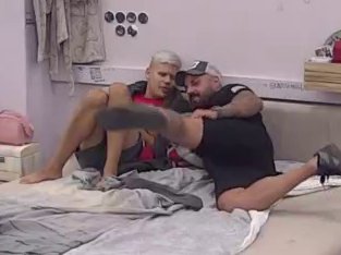 PRIPREMITE SE ZA DOBAR SMEH! Luka se smestio pored Uroša, ovaj razgovor NASMEJAĆE VAS do suza (VIDEO)