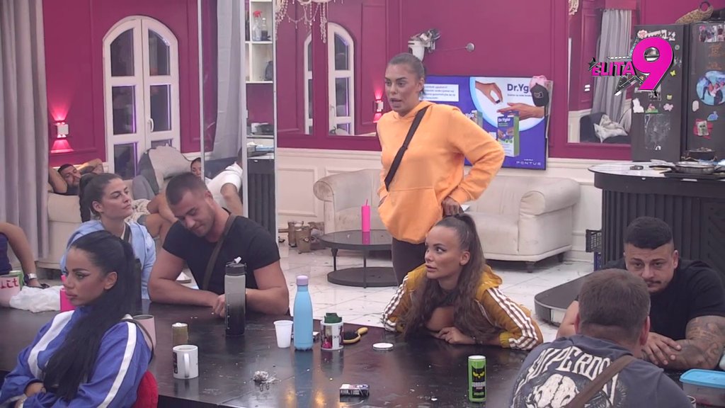 Mina se vraća Dinu posle Elite?! Nastala prava drama za crnim stolom, Viktor i ona progovorili o drami oko bivših (VIDEO)