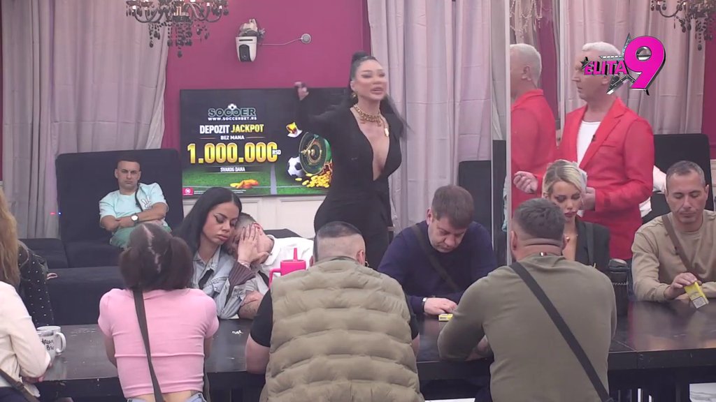 PLJUŠTE UVREDE KAO NIKADA! Aneli doživela pomračenje zbog Maje jer je rekla da je Nora JADNA, pa Asmina nazvala KEROM: LEO, VOLEO SI PABLA VIŠE OD NORE (VIDEO)