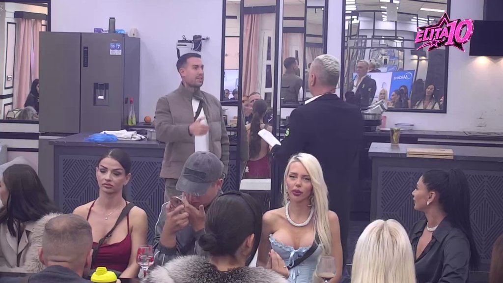 Bili su... Janjušu pukao film i obelodanio šta se desilo između Mateje i Sandre u spornoj noći! (VIDEO)