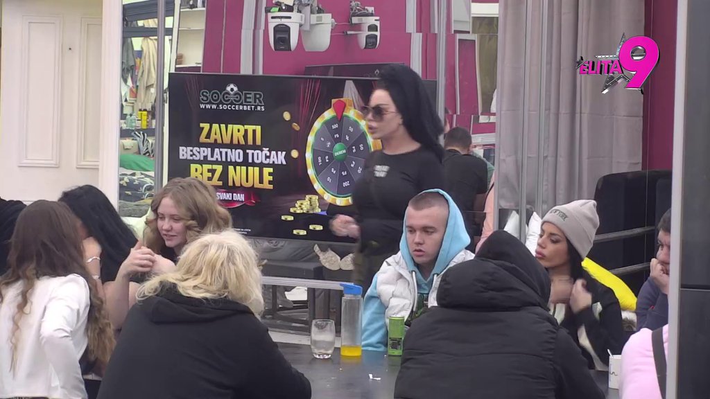 BRITKA SABLJA: Dača vratio Luku na FABRIČKA PODEŠAVANJA svojim izlaganjem, pa stavio na stub srama odnos Teodore i Filipa! (VIDEO)