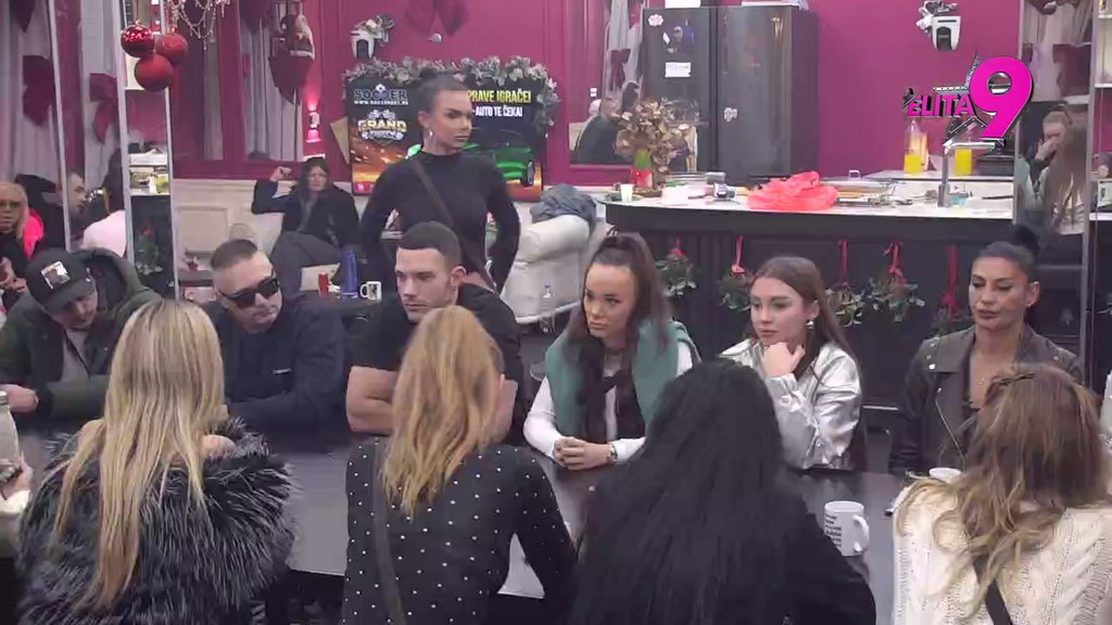 NOMINUJEM ANĐELA JER SAM GA VOLELA: Anita progovorila o bivšem, priznala da je više ne zanima, pa potkačila Luku (VIDEO)