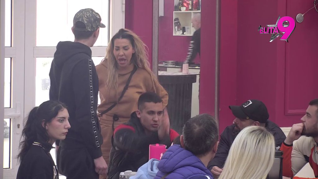 Karambol u Eliti! Nerio skočio kao oparen i izvređao Aneli, tresu se zidovi Bele kuće od urlika (VIDEO)