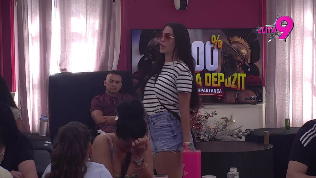 UVREDE LETE KAO KONFETE: Anita i Luka ušli u žestok verbalni okršaj sa Aneli! Totalni rusvaj! (VIDEO)