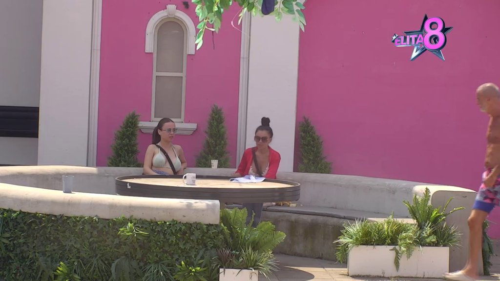 Milena i Matora glavna tema u Beloj kući: Takmičarke Elite u šoku od prizora koji su ugledale, odmah ih oblatile! (VIDEO)