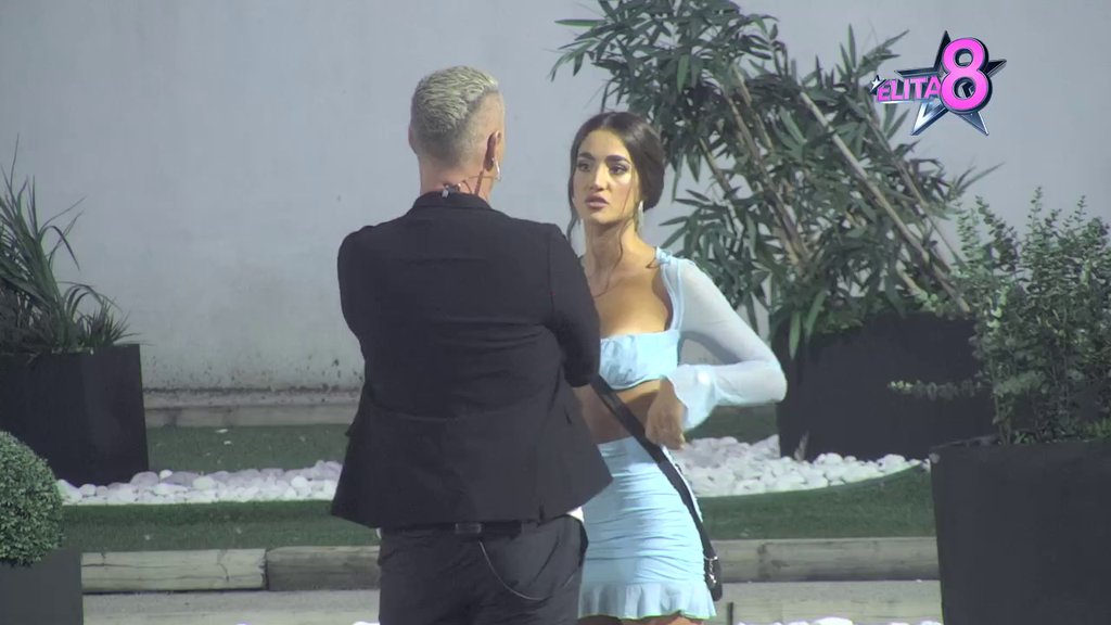 DIGLA RUKE OD SVEGA! Anđela uvidela da su ona i Gastoz dva različita sveta, rešila da se prilagodi njegovim željama, pa ga zauvek precrtala! (VIDEO)