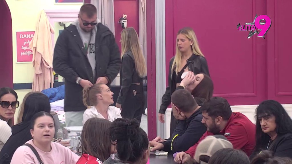 DALA SVOJ SUD: Sara vinula Zoricu u nebesa, pa otkrila da je o Ivi Stupar DRASTIČNO promenila mišljenje! (VIDEO)