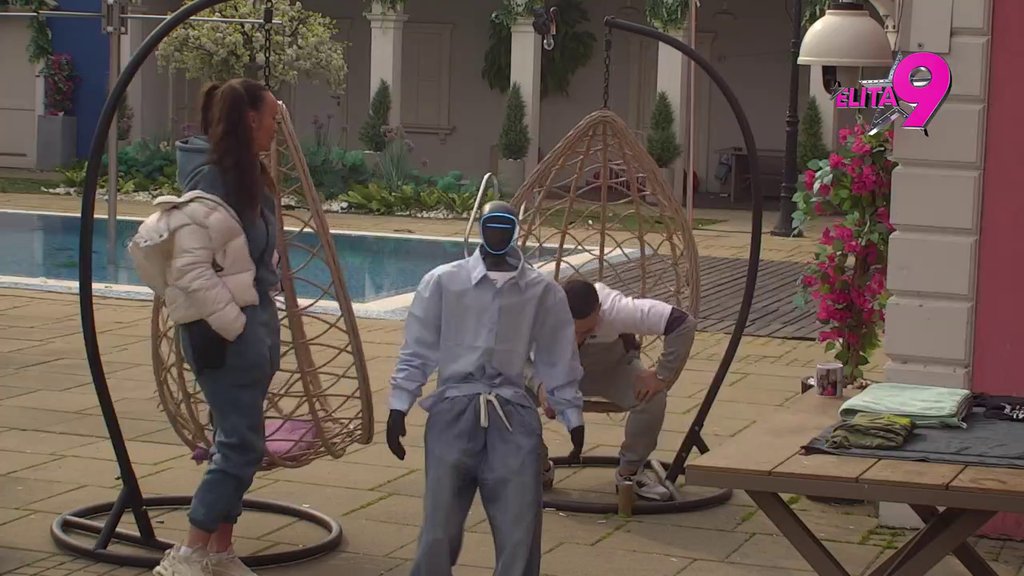 OBEĆANJE, LUDOM RADOVANJE! Bebica uverava Tošu da će smanjiti ljubomoru, Teodora mu ODBRUSILA zbog praznih reči! (VIDEO)