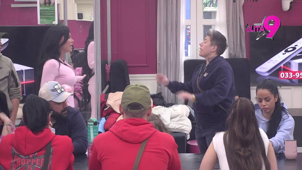 HAOS ZA CRNIM STOLOM! Stanija nastavila da ponižava Asmina: Ti si muška kukavica (VIDEO)