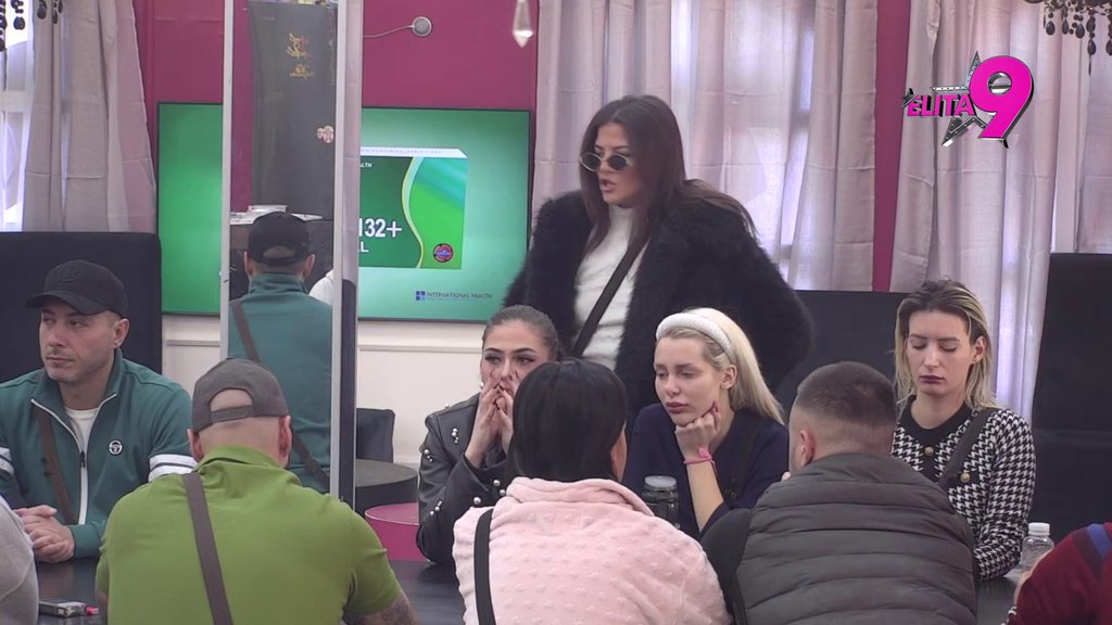 DA SI OSTAO SA MNOM... Jakšićka bacila udicu Bori, pa ga upropastila zbog odnosa sa Anastasijom! (VIDEO)