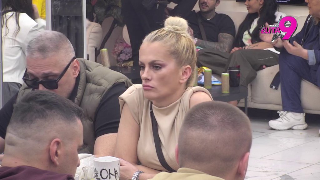 Prijaju ti poniženja, ti to voliš: Matora održala Bebici lekciju za pamćenje, pa Teodoru žestoko oblatila! (VIDEO)