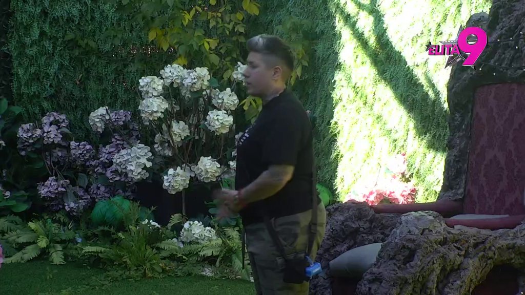 BEZ DLAKE NA JEZIKU: Matora kao nikada do sad oplela po Aneli i Neriu, pa skinula rukavice i potkačila Asmina Durdžića: BIO JE GODINAMA SA STANIJOM, A... (VIDEO)