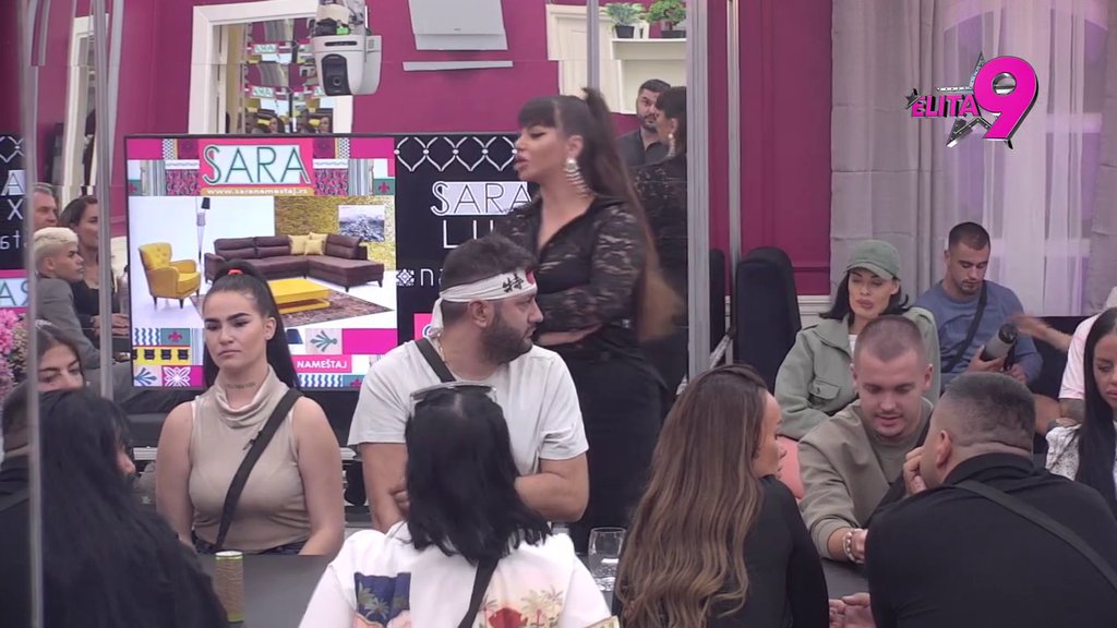 Ahmići su bolesni, ona sumnja da joj se majka je*e sa Nikicom: Miljana zgrožena Anelinom porodicom, ne može da shvati Lukinu ULOGU u celoj priči (VIDEO)