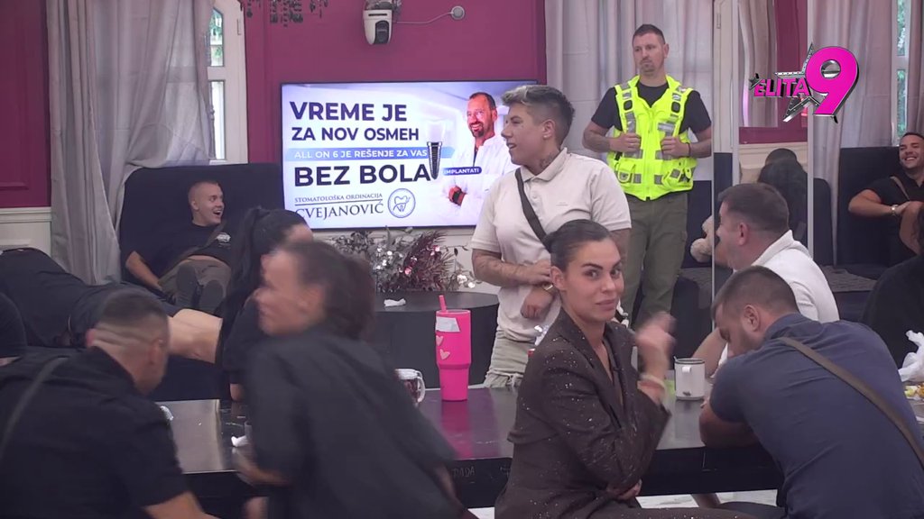 Obezbeđenje doletelo! Učesnici saznali ko je NAJODANIJI takmičar, Luka zapenio na Anđela: Odan si prema dečku koji te čeka (VIDEO)