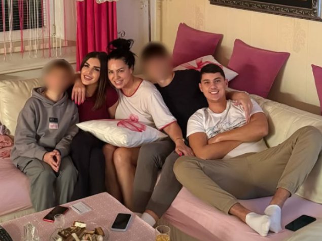 Snajka Ena zavadila braću?! Miki Dudić izgoreo jer mama Zlata poklanja stan Peji i njegovoj devojci: Čolićevu javno oblatio, pevačica se hitno oglasila!