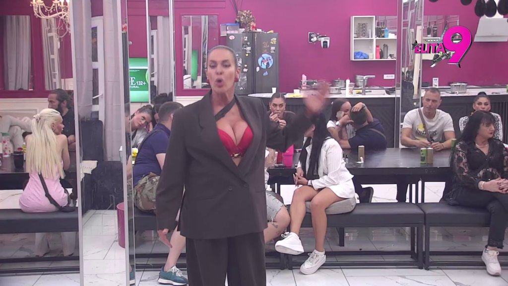 SADA JOJ JE SVE JASNO: Kačavenda provalila Sofijine igrice, pa oplela po njenoj majci (VIDEO)