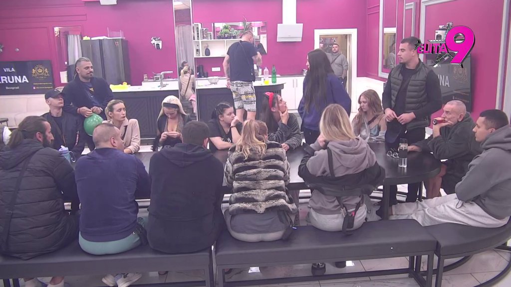 Od danas mi više nikad ne prilazi: Anastasija isponižavala Boru i odjavila ga za sva vremena! (VIDEO)