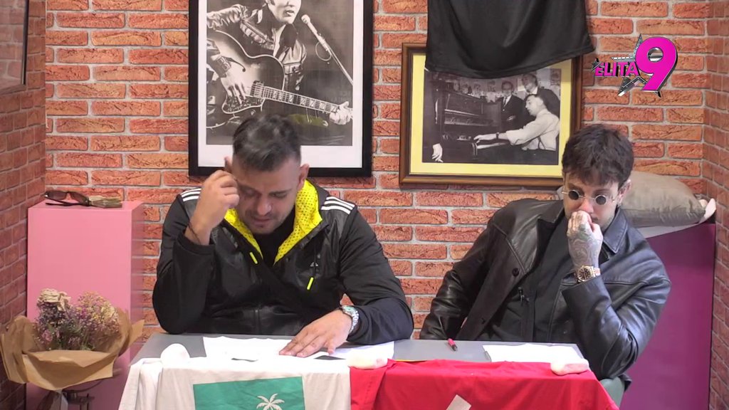 KAKO PORED TOLIKO MALINA, JA DA ZAVOLIM BUNDEVU?! Bora Santana pročitao pesmu posvećenu Anastasiji, kroz poeziju odškrinuo vrata svoje duše! (VIDEO)