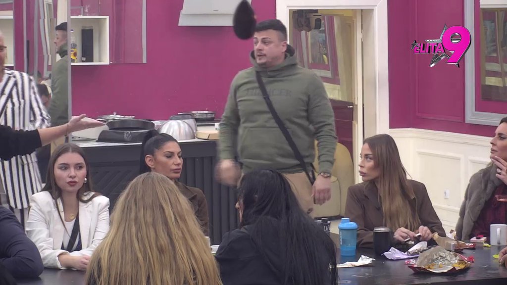 Prodala Daču, nije trepnula: Sofija ga šutnula kao poslednjeg kera zbog Terze, on na ivici suza! (VIDEO)