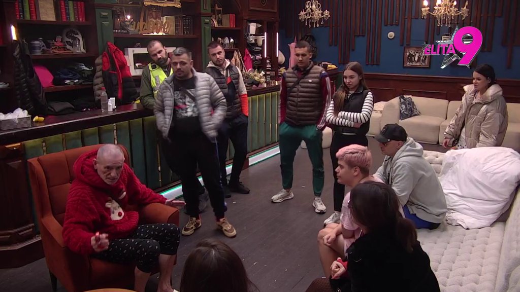 Puče tikva: Bora i Anastasija urliču jedno na drugo, priče o veloj ljubavi pale u vodu! (VIDEO)