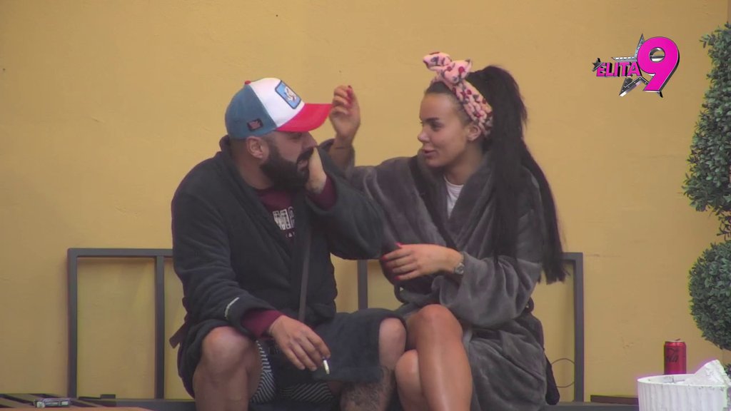 Luka se moli Bogu dok Anita izvodi kozmetički tretman: Majko sveta šta sam Bogu zgrešio (VIDEO)